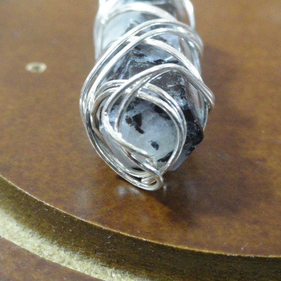 Sardonyx White Black Gem stone crystal Pendant wrapped in silver~Wife Ma… - Picture 3 of 5